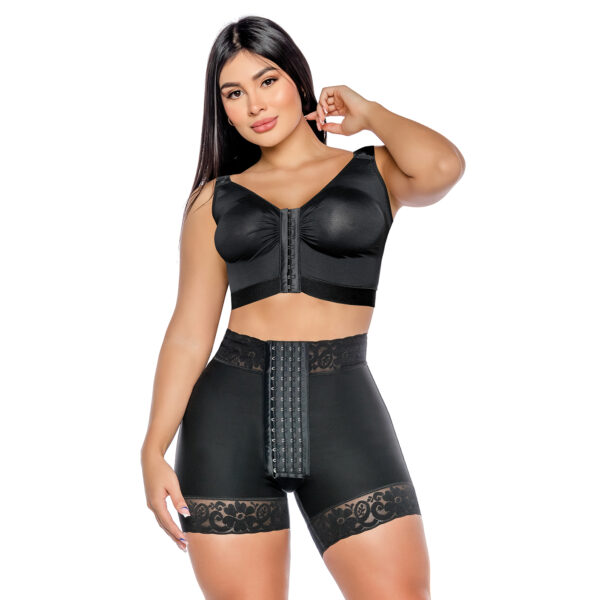 614-B Short levantacola con realce interno
